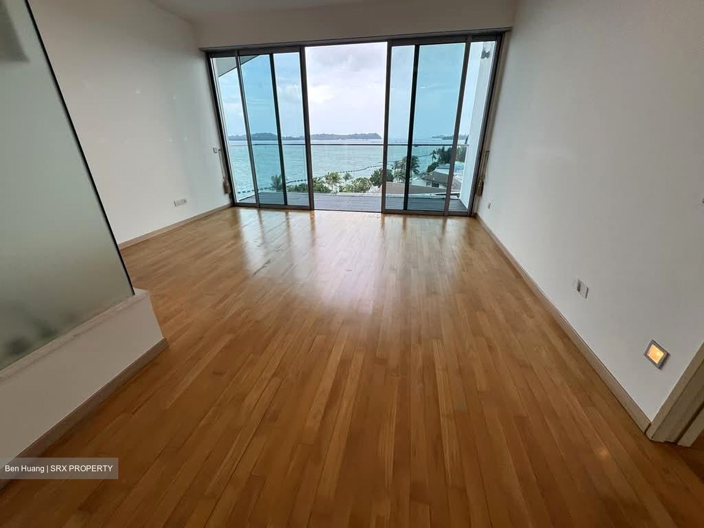 The Azure (D4), Condominium #586186311